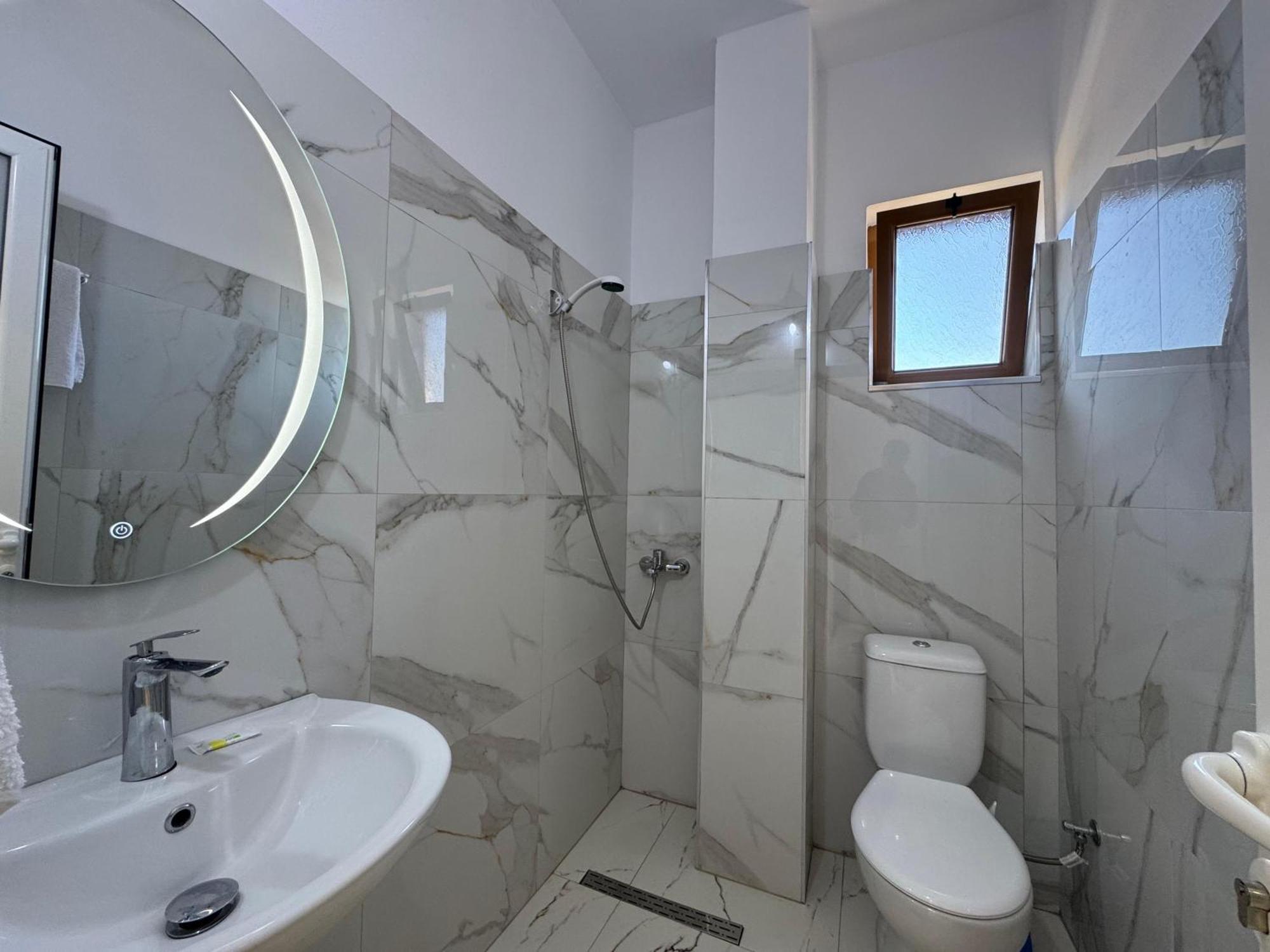 Vila Hergi Sarande Exterior photo