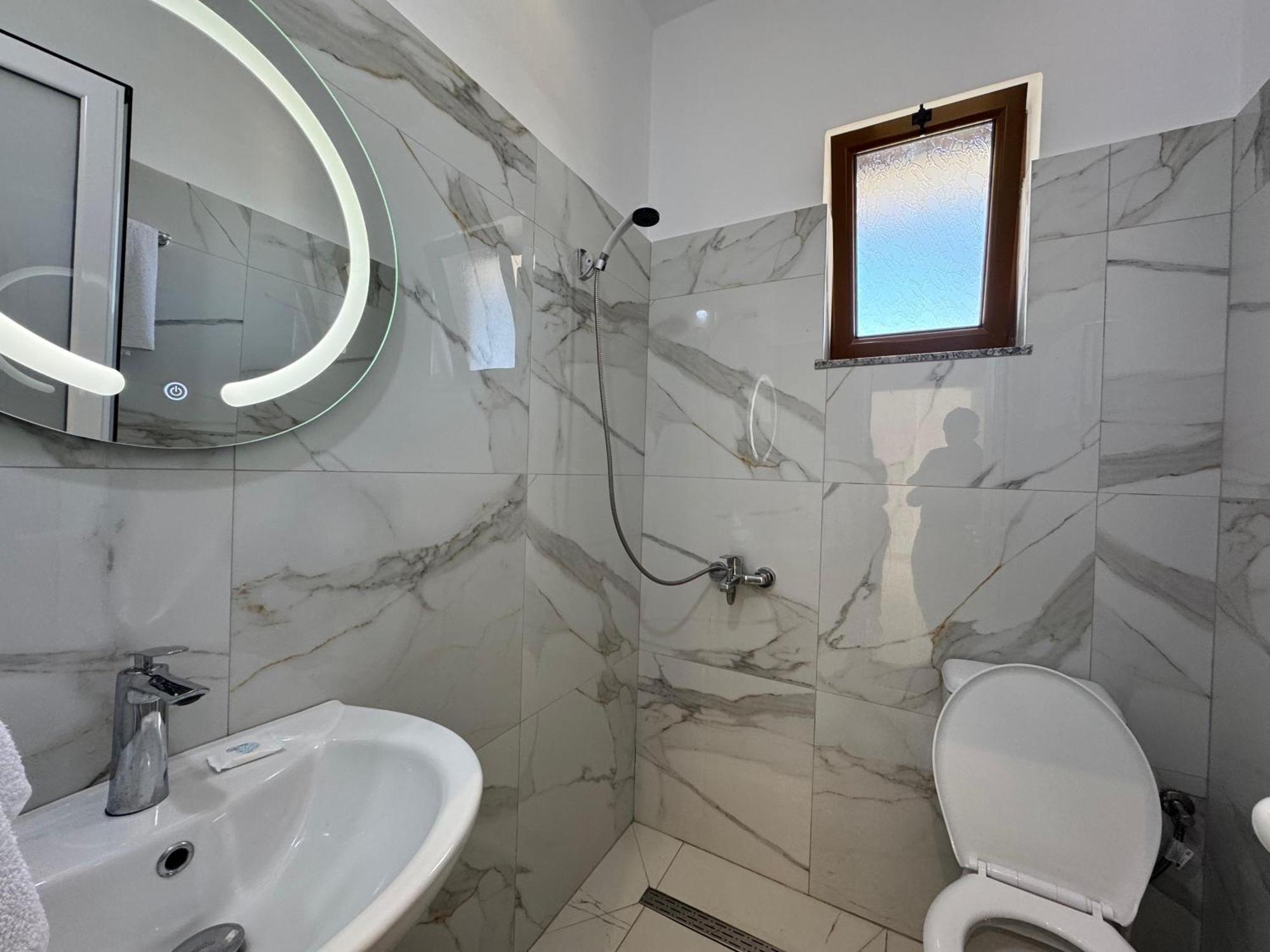 Vila Hergi Sarande Exterior photo
