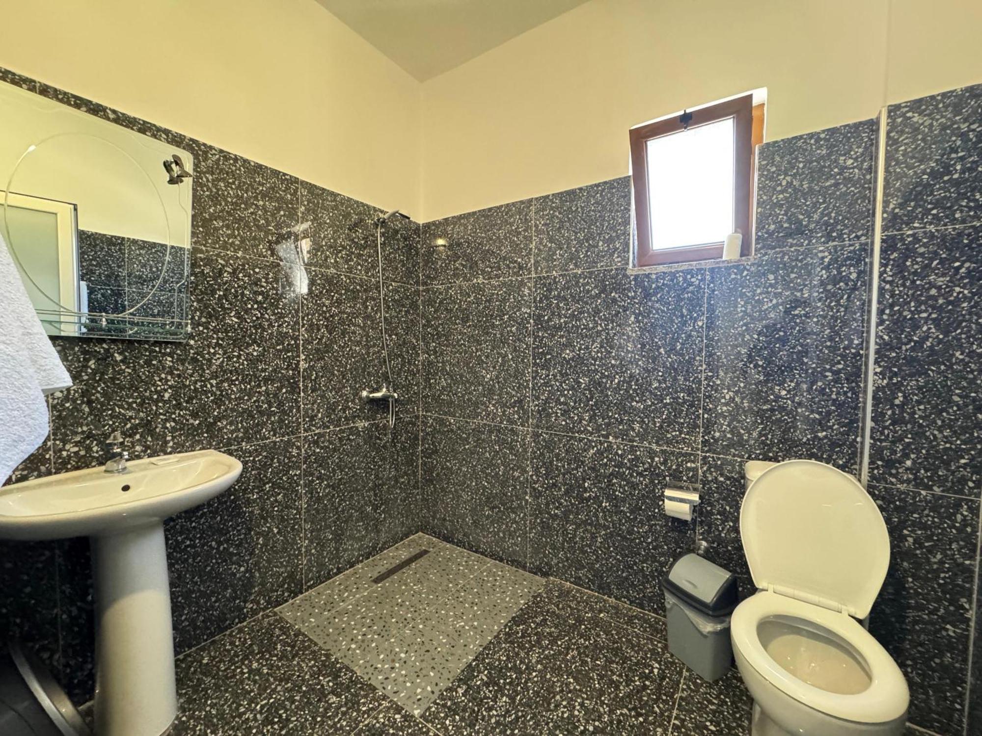Vila Hergi Sarande Exterior photo